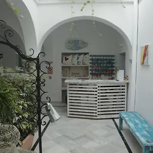 Wake Up In Hostel&restaurant Lounge Hostel